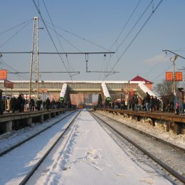 На станции «Лобня» электричка насмерть сбила 10-летнюю девочку