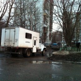 Потоп на Авиационной: в одну дырку втекает, из другой – вытекает