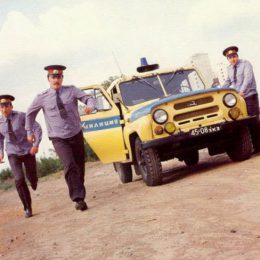 В Лобне со стрельбой задержали грабителей, напавших на магазин