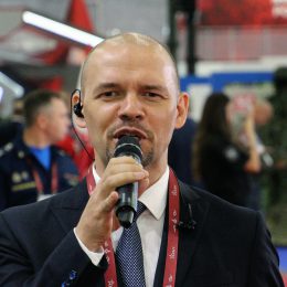 «Все для Армии! Все для Победы!»: в парке «Патриот» работает экспозиция военных