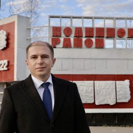 Михаил Романов прокомментировал поступок подростков, затушивших снежком Вечный огонь на мемориале в Красном Селе
