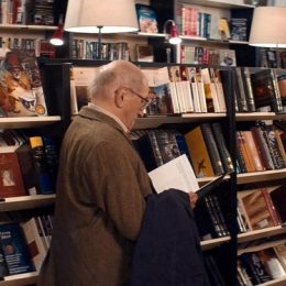 Онлайн-сервис «Stay Home with Russian Seasons» показывает на этой неделе фильмы о вечных ценностях