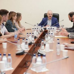 Встречу с молодыми международниками провел Сергей Кабышев