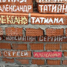 В поддержку строительства храма-долгостроя собирают подписи и пять миллионов