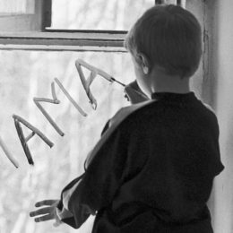 В Лобне 107 детей находятся под опекой