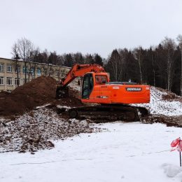 В Лобне началось строительство пристройки к школе №4