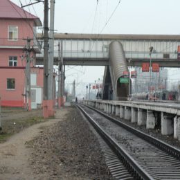 На станции «Лобня» поменяют железнодорожный мост
