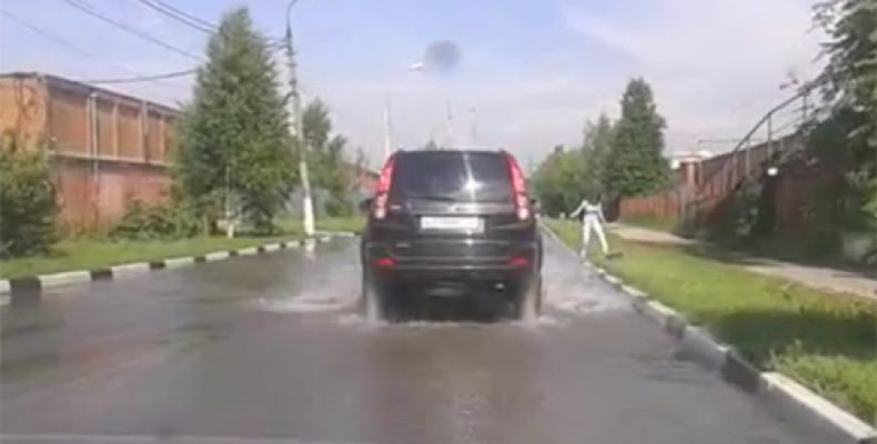Потоп в Лобне на улице Западная