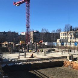 Начато бетонирование конструкций первого этажа пристройки к школе №4