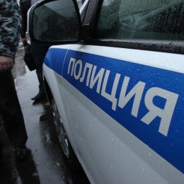 В Лобне нашли зарезанного мужчину в автомобиле