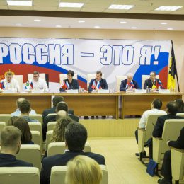 Жители Лобни превратятся в букву «С» голубого цвета ради книги рекордов Гиннеса