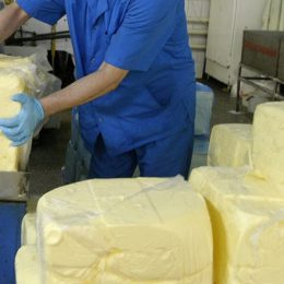 Тонна сливочного масла из Лобни сожжена в печи