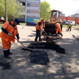 В Лобне на дорогах нашли 526 ям