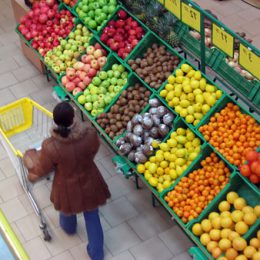 В Лобне стремительно открываются и закрываются сетевые магазины