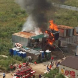 При пожаре в бытовках в Катюшках никто не пострадал