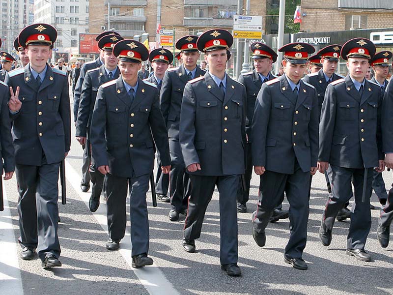 В Лобне один коп охраняет в шесть раз меньше граждан, чем в Долгопе