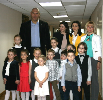 Ребят из подмосковного детсада, помогающим сиротам Крыма, пригласили в Госдуму