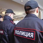 Столичный полицейский получил пулю в живот рядом с Лобней