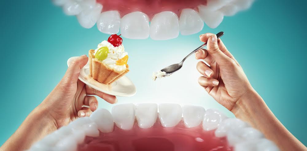 Причиной визита к стоматологу могут стать новогодние застолья