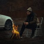 “В жизни тебя любят только мама и отец” — Певец Buga о предательствах в новой песне “Временно”